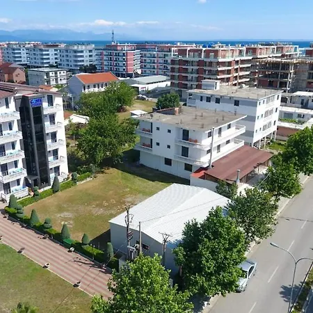 Costa Azzurra Velipojë