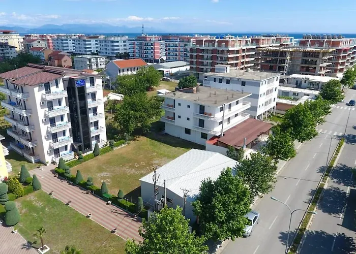 Costa Azzurra Velipojë