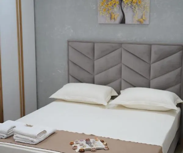 Costa Azzurra * Velipojë