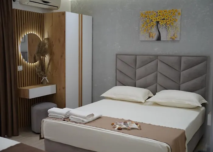 Costa Azzurra * Velipojë