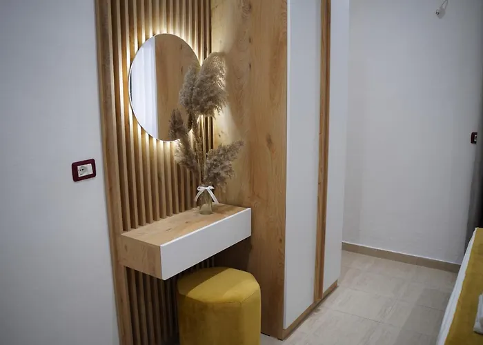 Costa Azzurra Velipojë