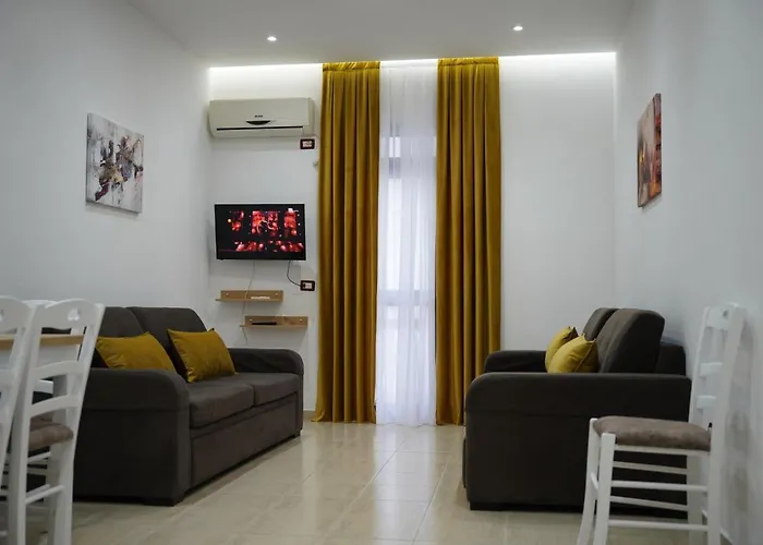 Costa Azzurra Velipojë