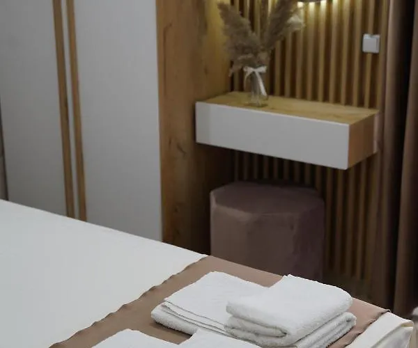 Costa Azzurra Velipojë